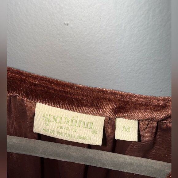 Spartina Genevieve Embroidered Velvet Top Lucas Theatre Embroidery Size M NWOT - Picture 5 of 8